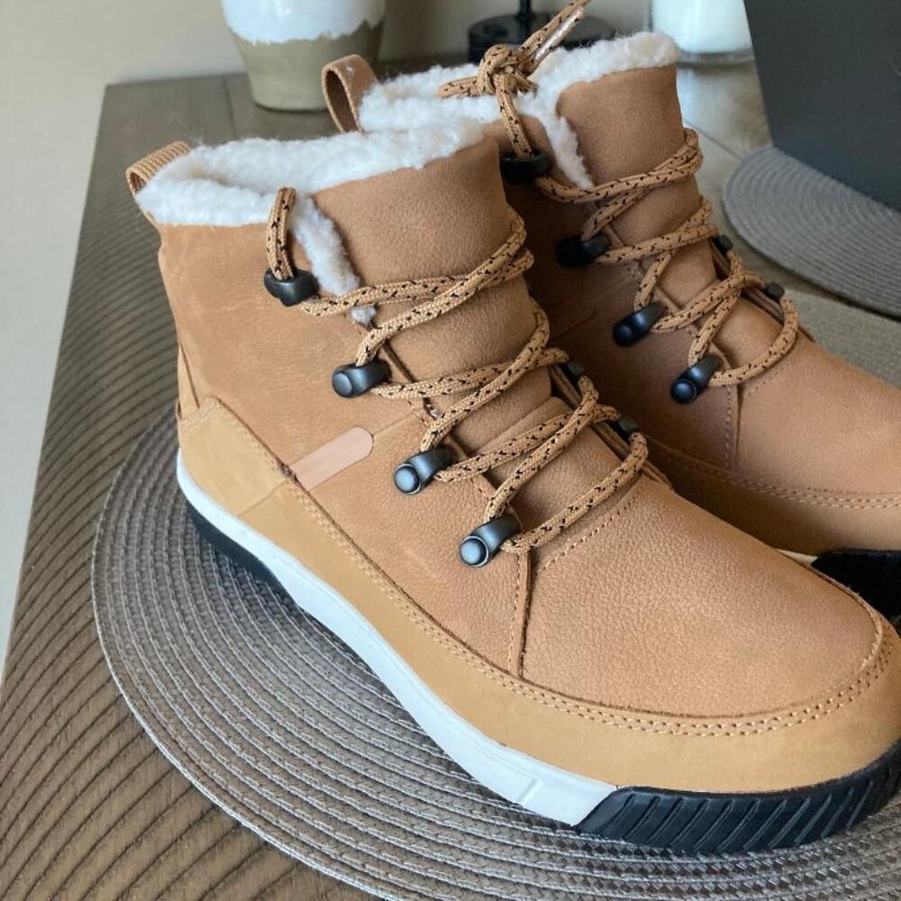 North Face Sierra Mid-lace Waterproof Weather Boots Size 6.5